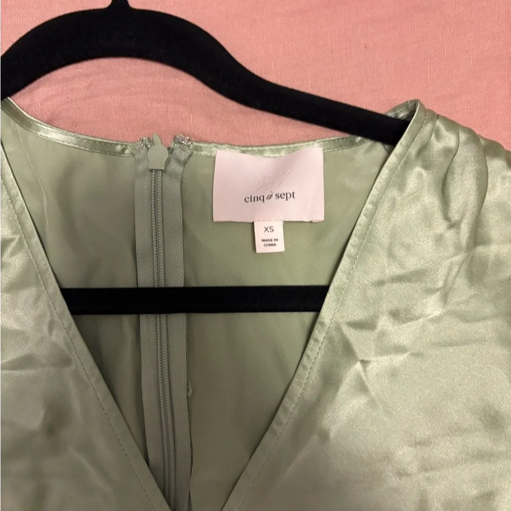 Cinq a Sept Light Green Satin Top - Picture 2 of 3